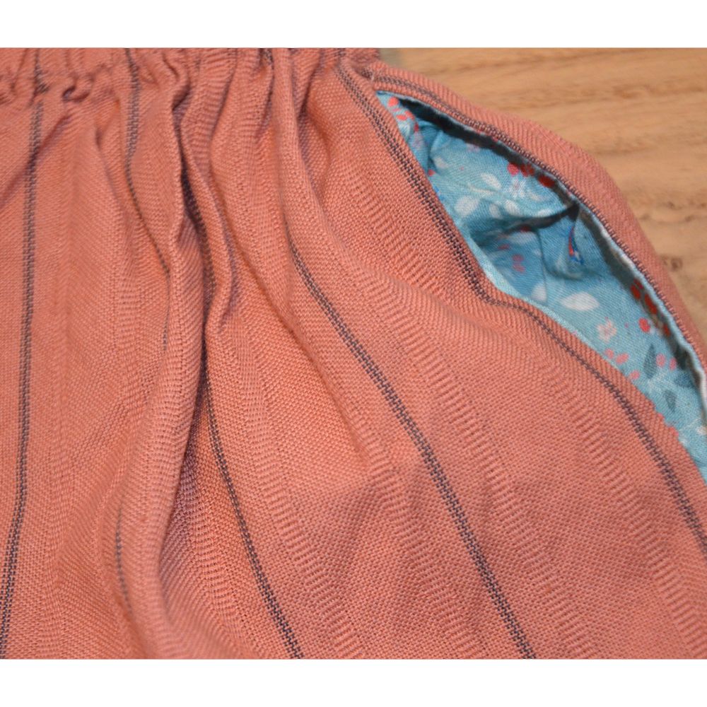 shorts_samantha_mit_seitentaschen_paprikarot_gestreift2 Shorts Samantha mit Seitentaschen, Paprikarot gestreift