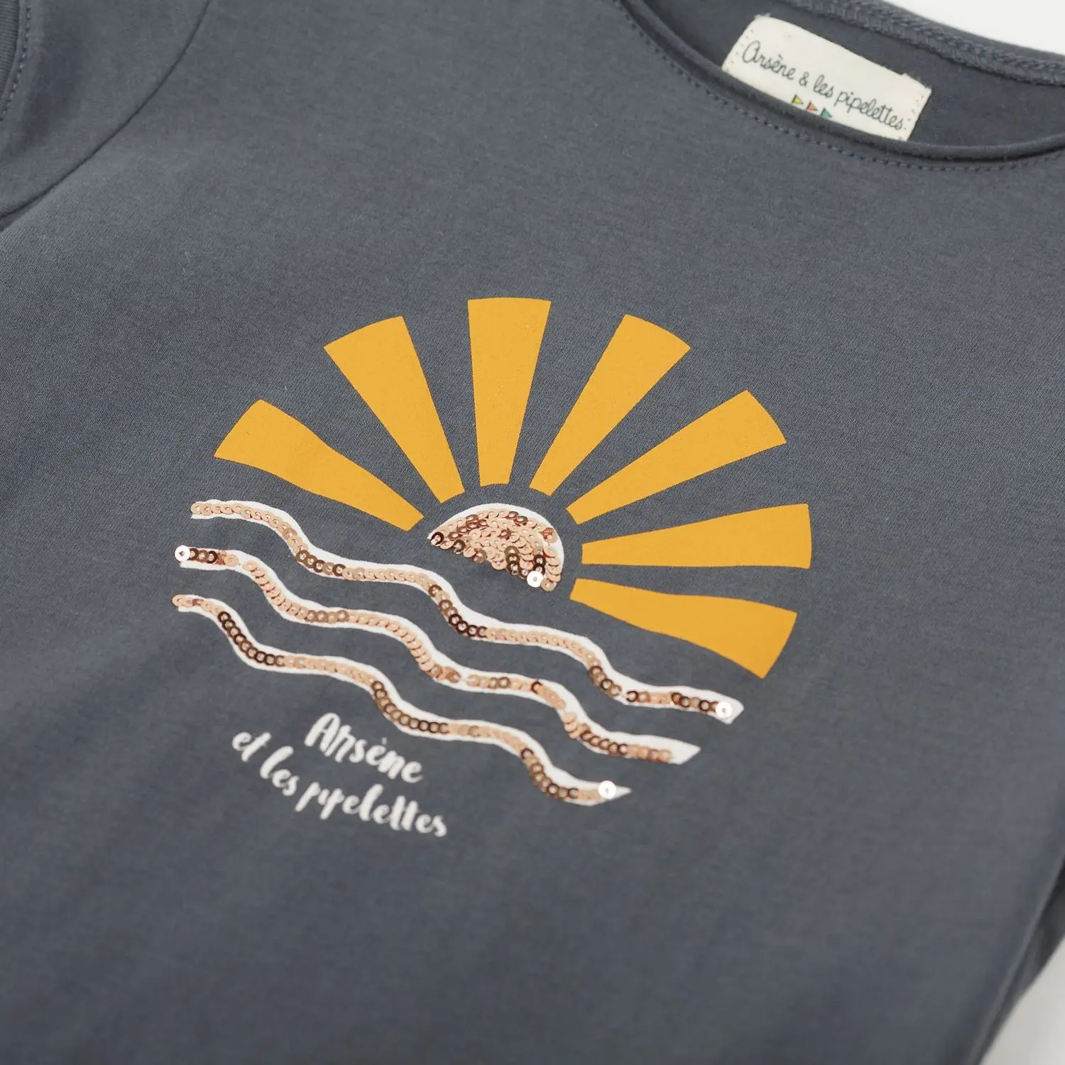 t_shirt_stacy_aufgehende_sonne_mit_pailletten_anthrazit4 T-Shirt Stacy, aufgehende Sonne mit Pailletten, anthrazit