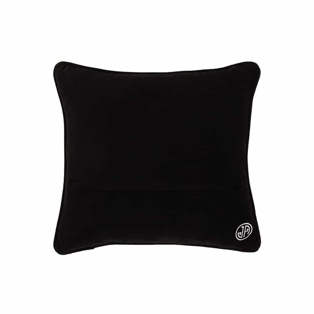 jonathan_adler_mrs_kissen4
