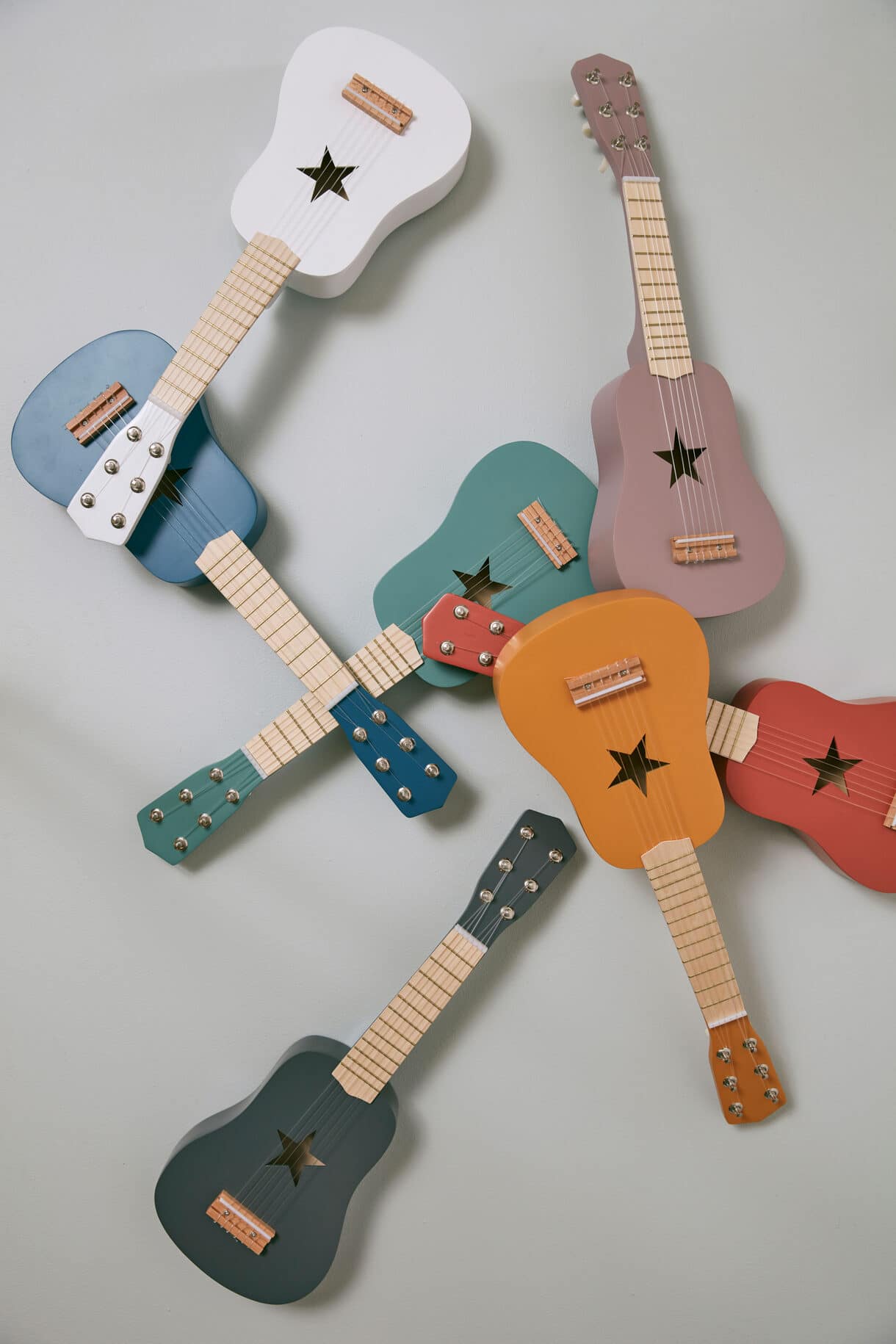 1000540-AW20-Guitars-E_mood
