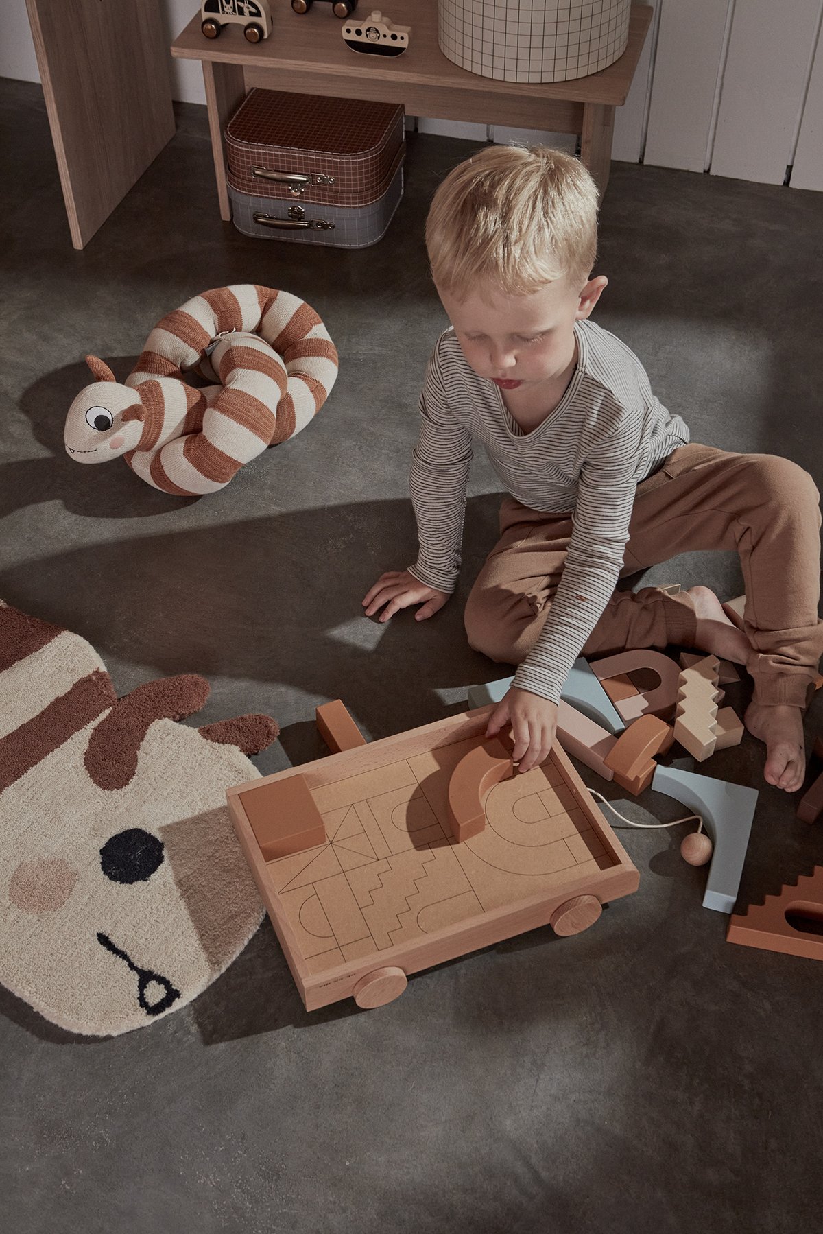 oyoy_Wagon_Wooden_Rainbow_with_Blocks-Wooden_Toy-M107051-901_Nature-1_afdc60cc-a245-4a00-b37b-686931f8c115_1200x1799