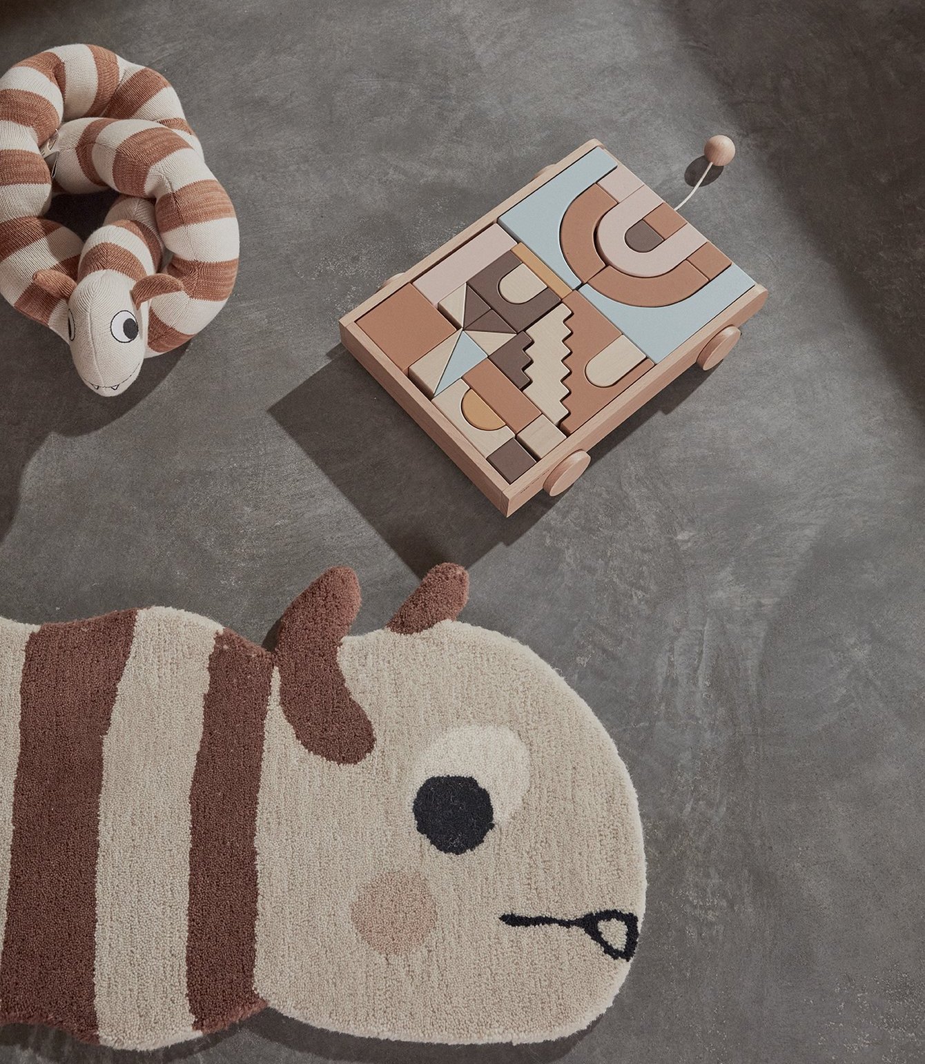 oyoy_wooden_rainbow_blocks