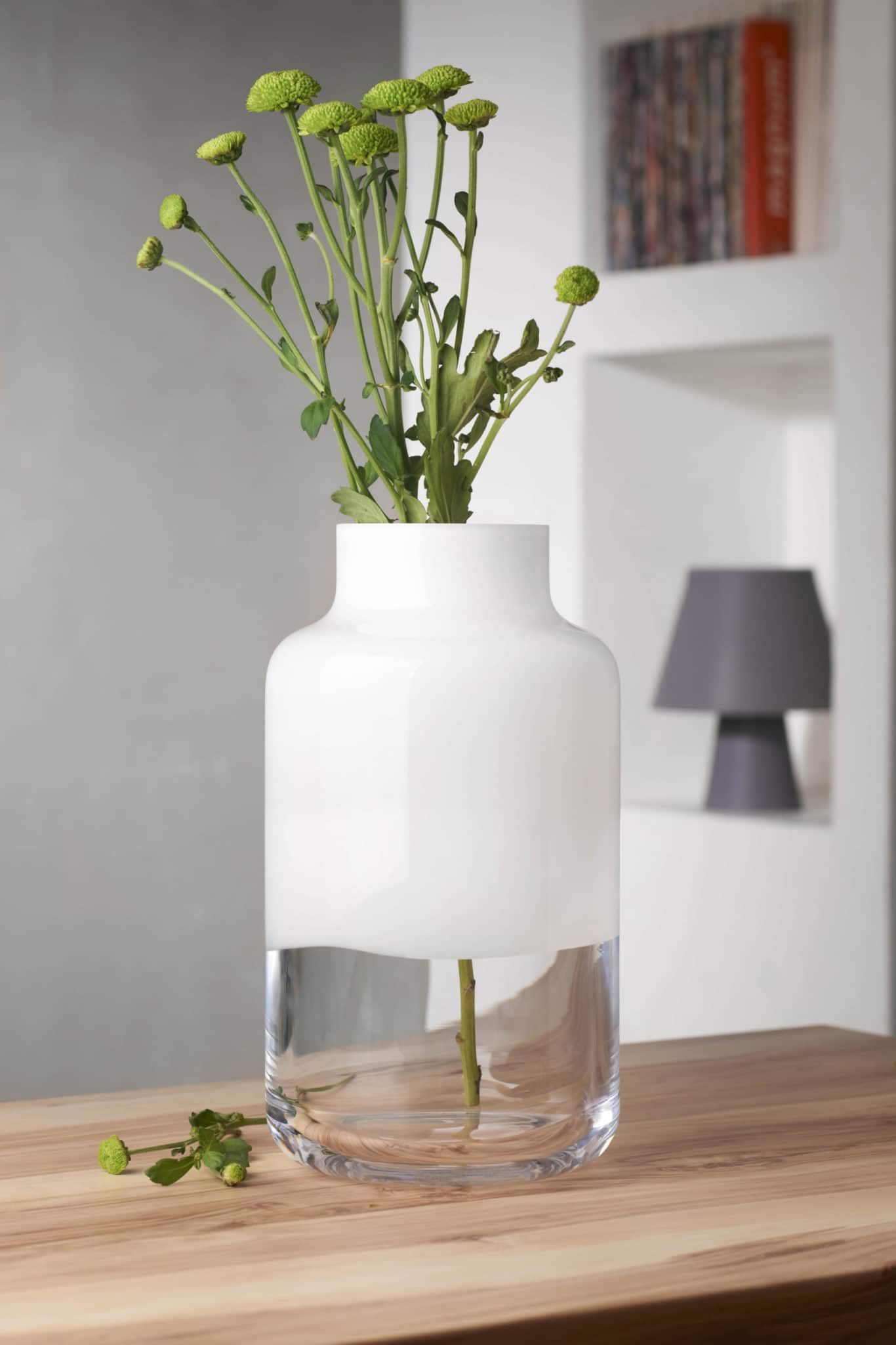 magnolia-medium-nude-glass-358913-rel86f62d94