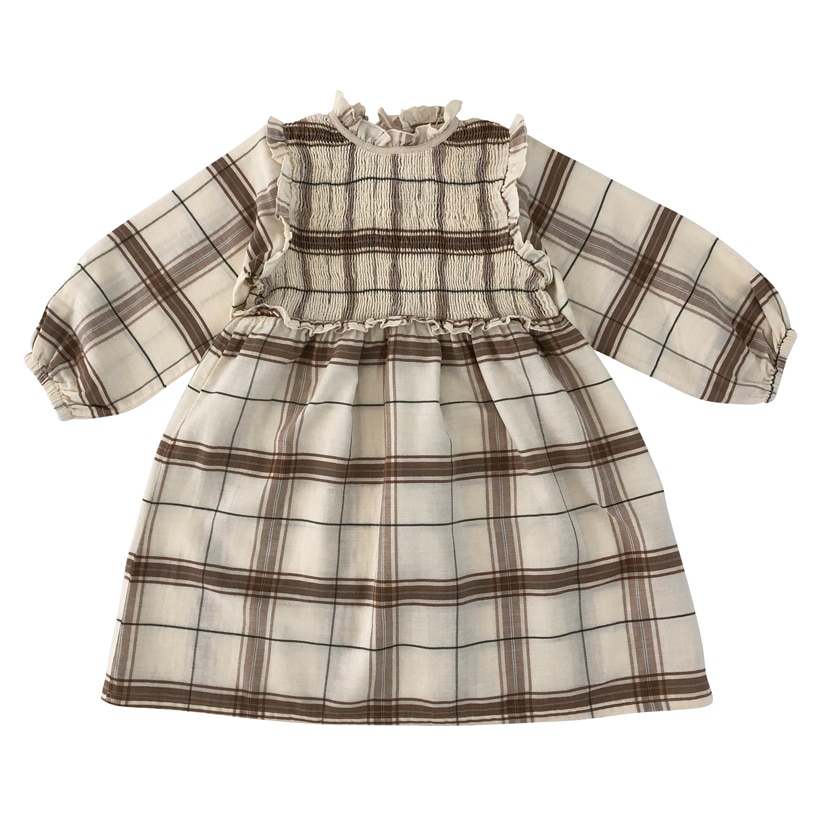 liilu_smockeddress_freigestellt