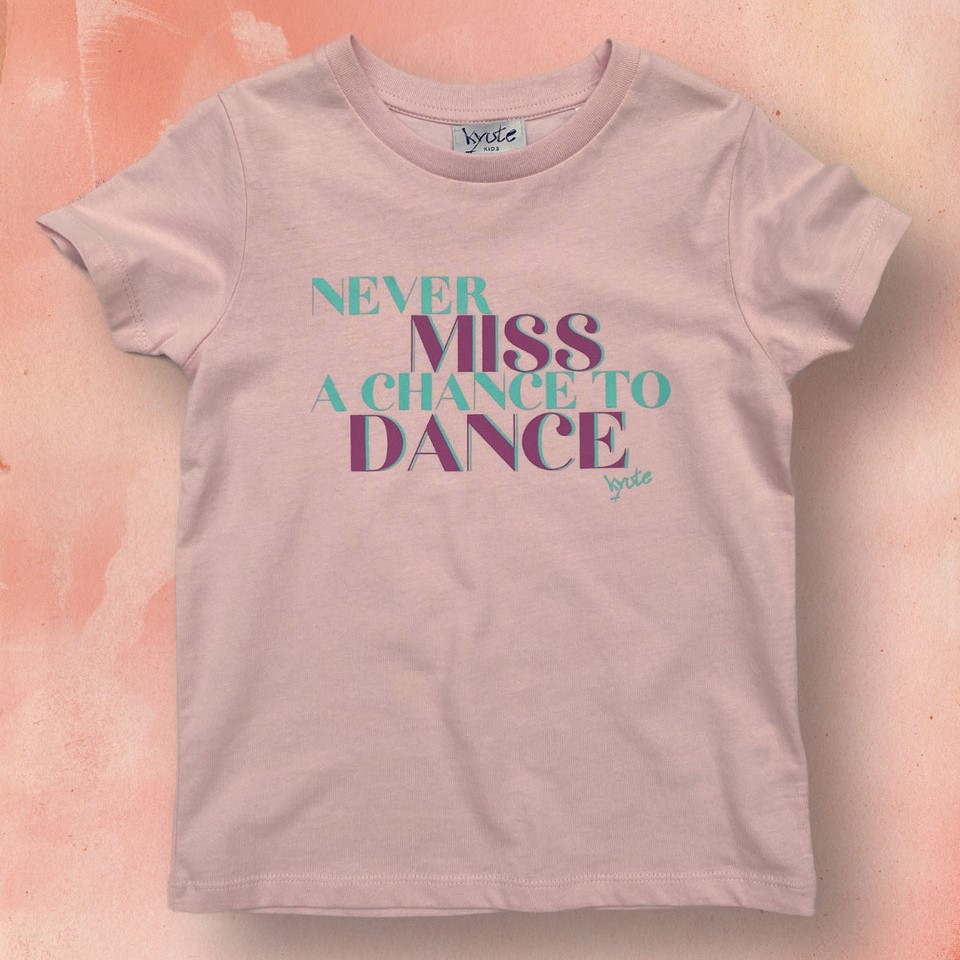Kyute_T-Shirt DANCE