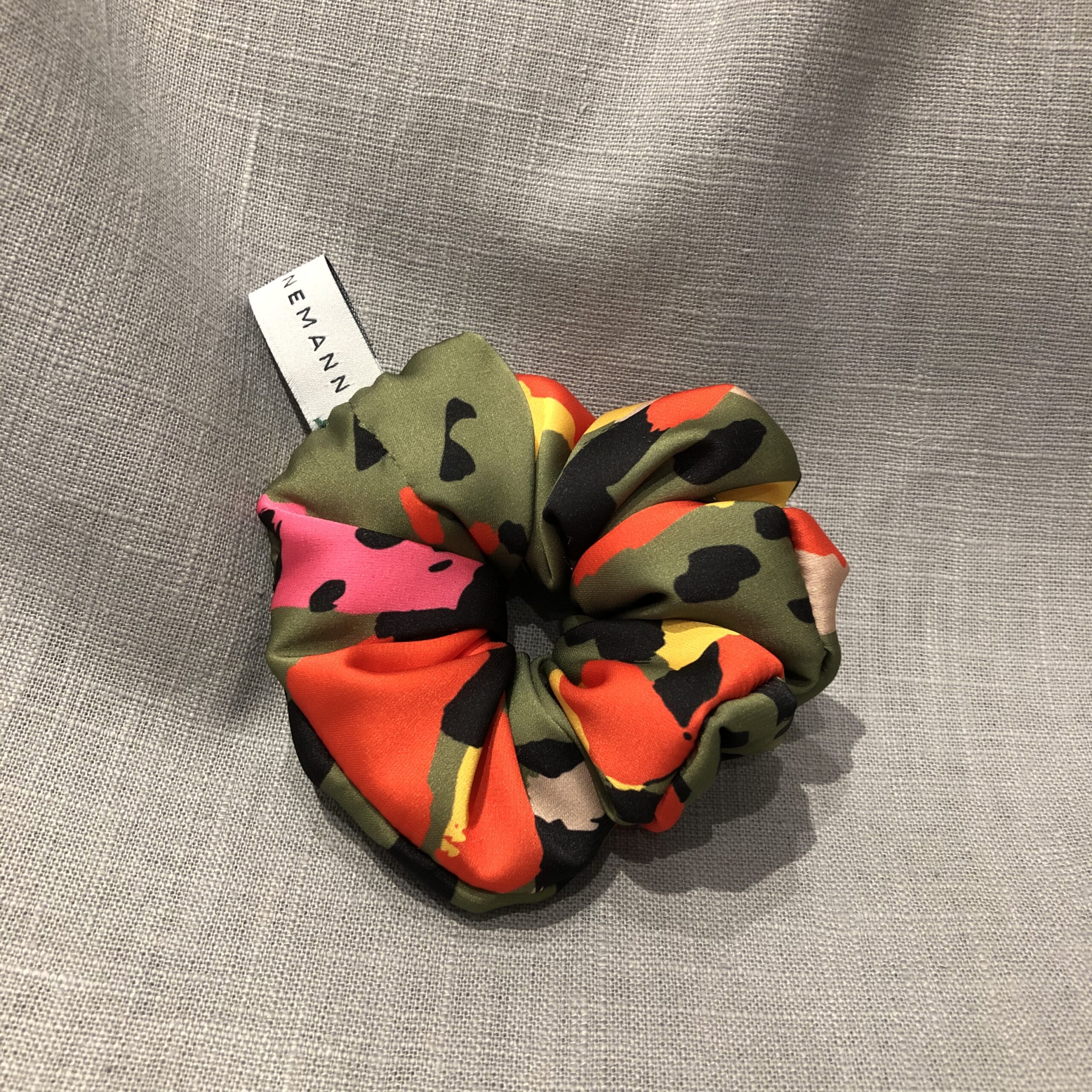 Scrunchie Leo Oliv