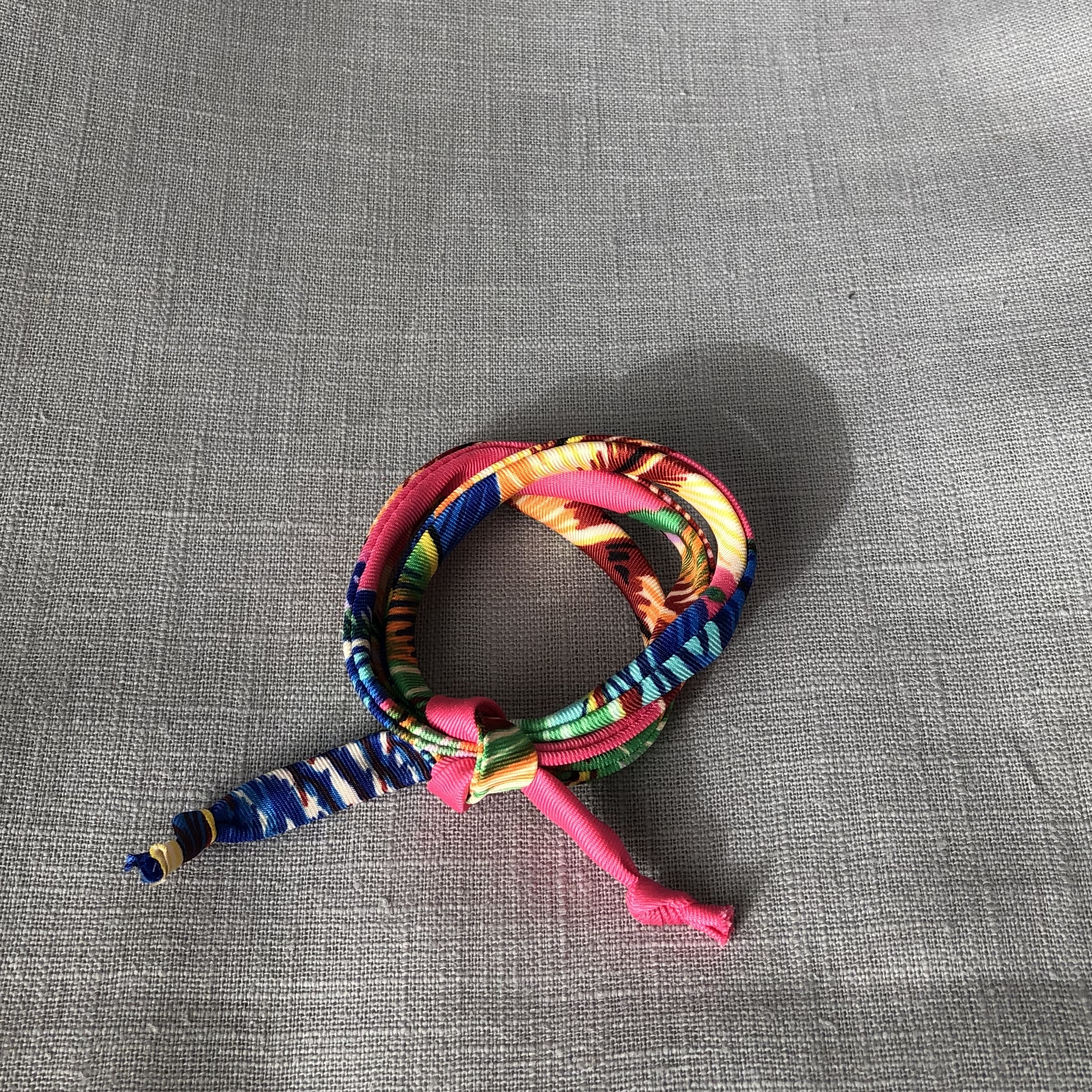 Seidenarmband Pink Feather