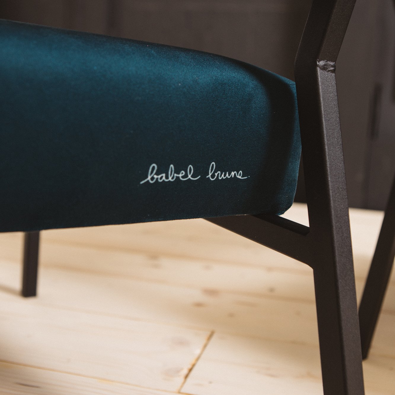 babelbrune_FAUTEUILBABYLONEBLUE2