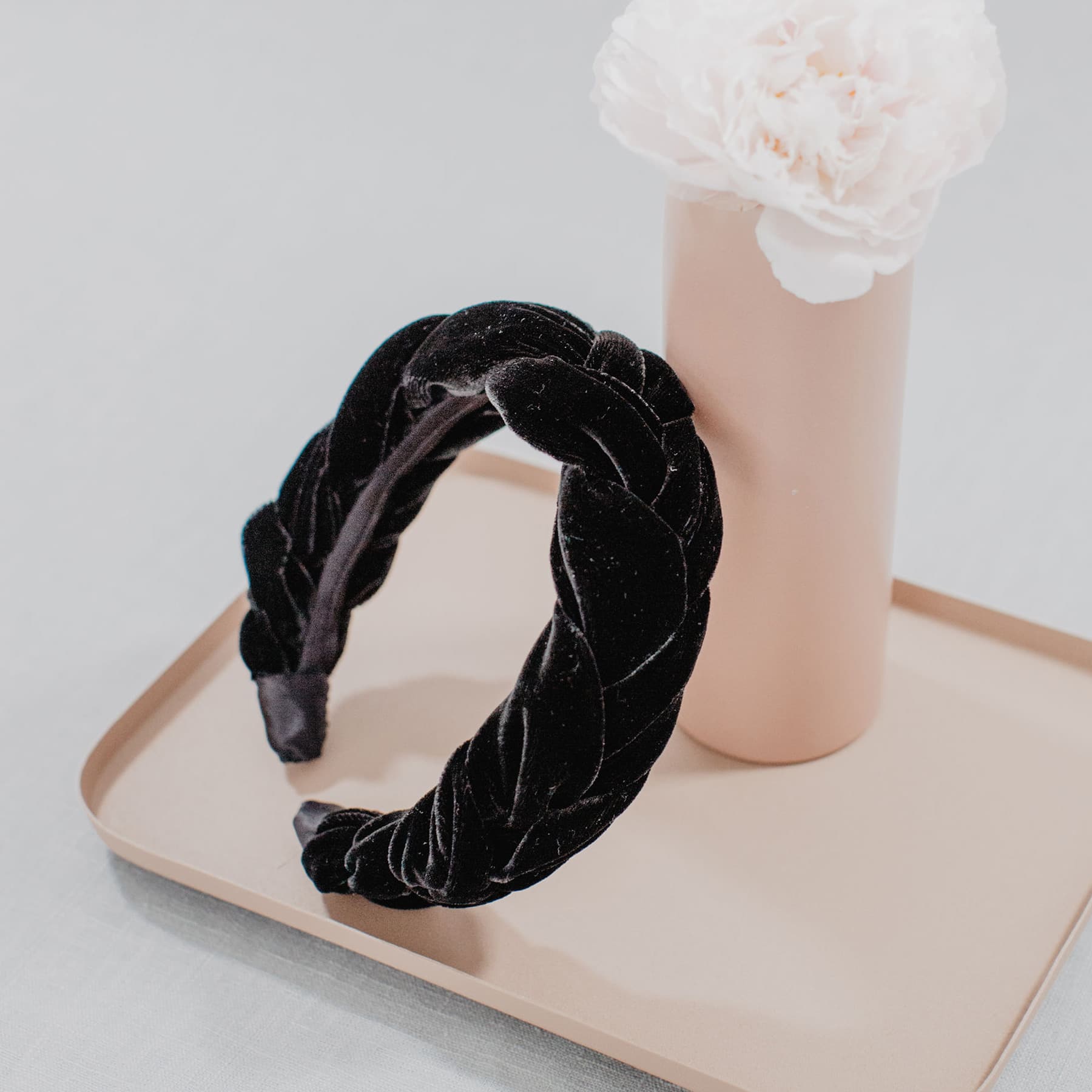 luisa-koenemann-headpieces-stills_leonie_rosendahl_highres-682