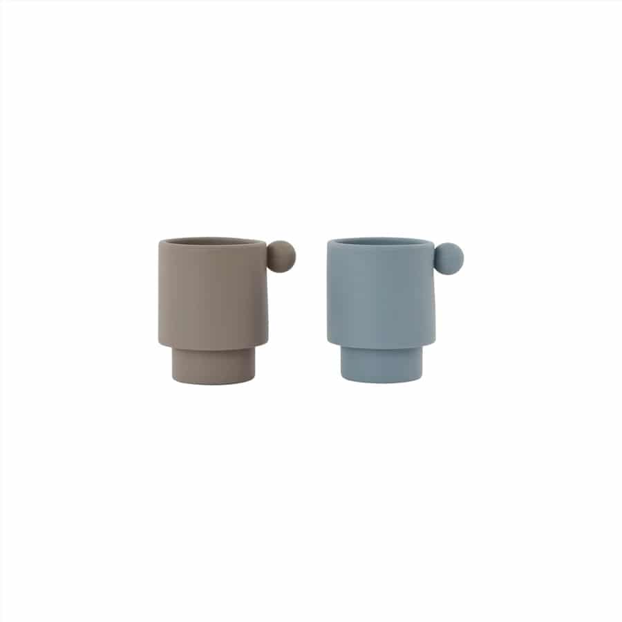 Oyoy_Becher_Staubblau-Lehm_2