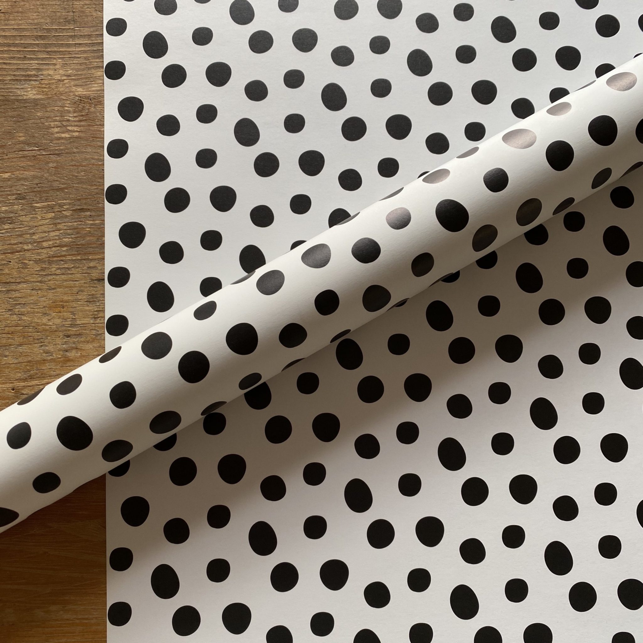 KYUTE Geschenkpapier von-illi NOKTA KYUTE Geschenkpapier von-illi NOKTA