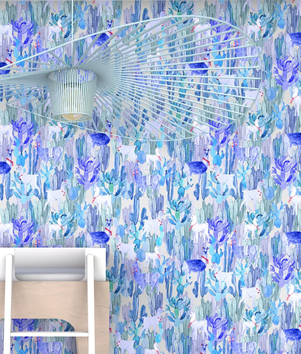 KARIOKAS_Wallpaper_Altiplano_blue_lamas_light_situation2_Kariokas