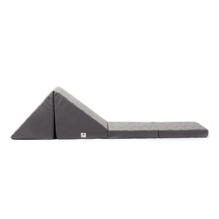 Pinecone_Triangle_HappyPlay_Dark-Grey_6