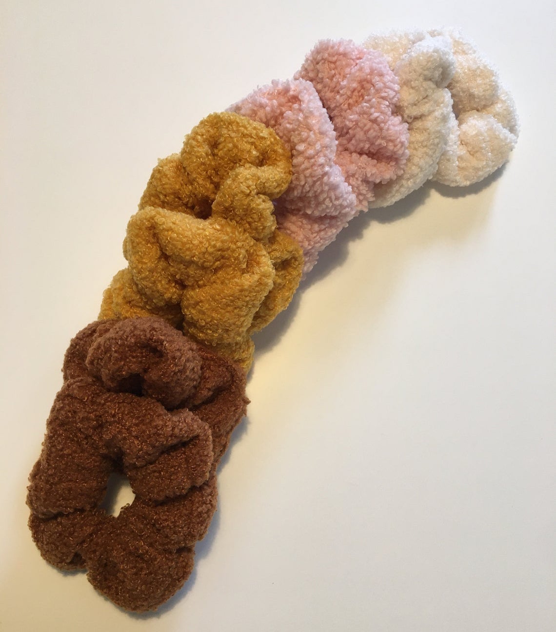 stoneandstar_scrunchie_all