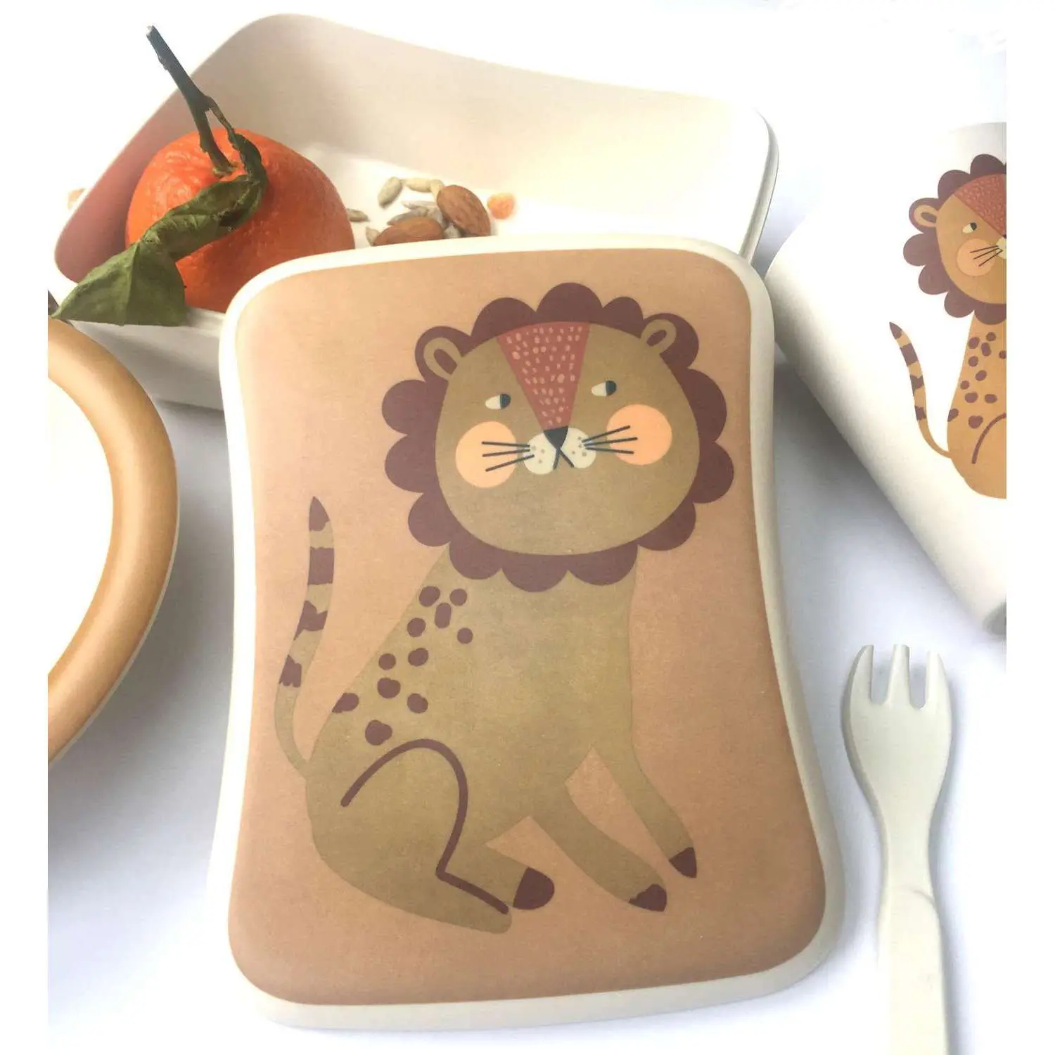 studioloco_lunchbox_loewe