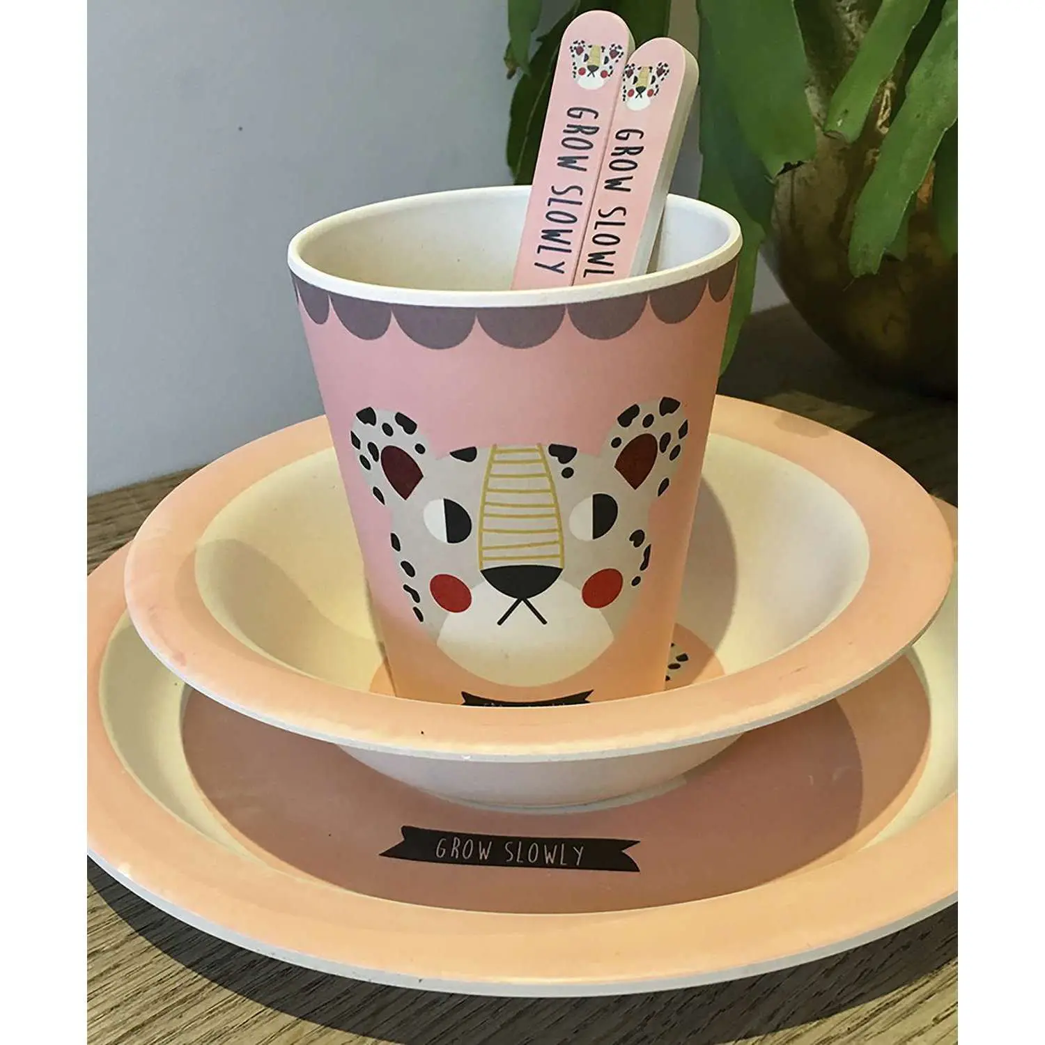 studiooco_growslowly_set