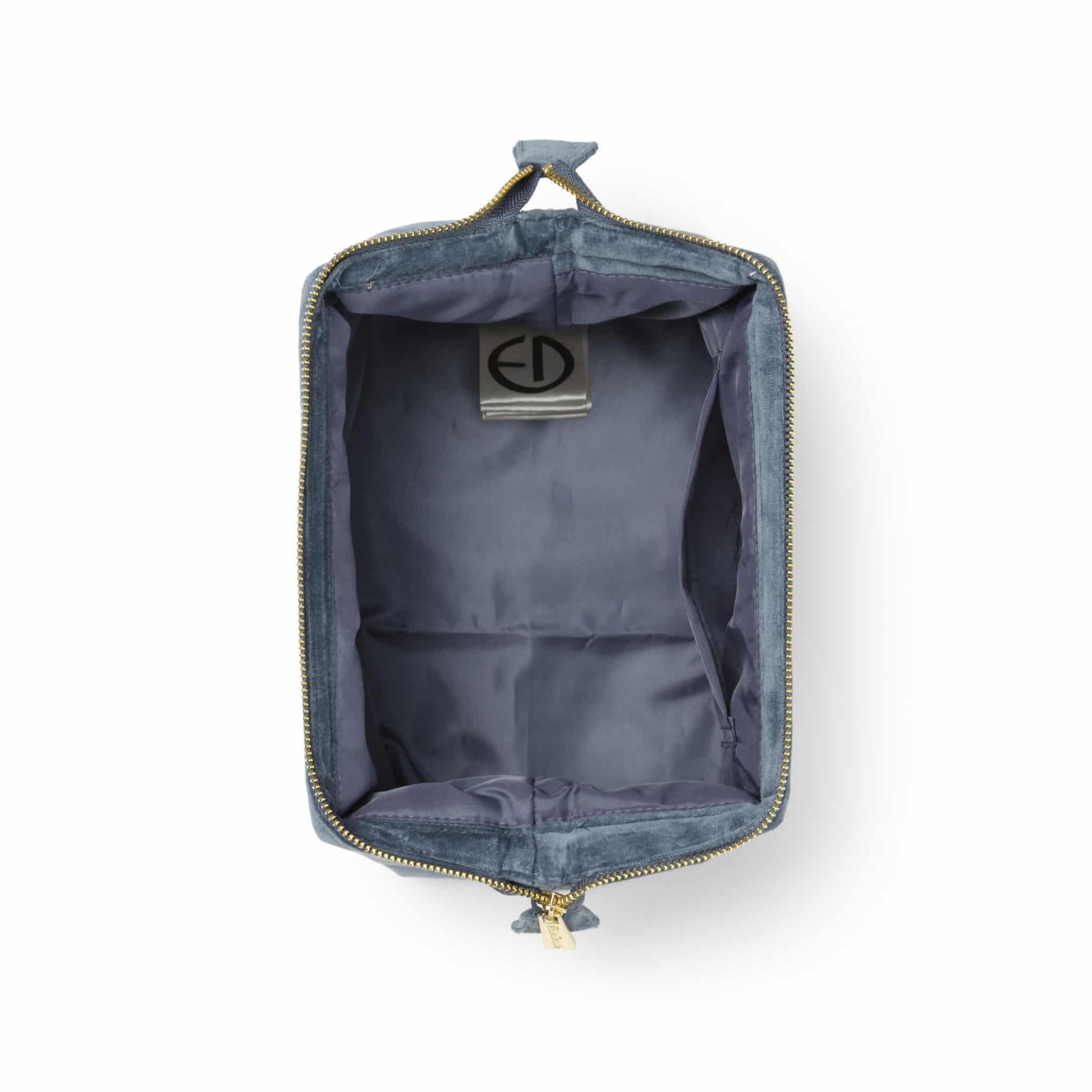 tender-blue-zip_go-elodie-details_50610131190NA_2