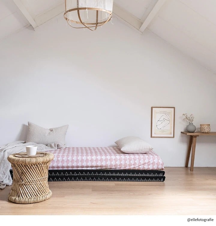 SwedishLinens_Spannbettlacken_Rainbow-Nudy_pink_3