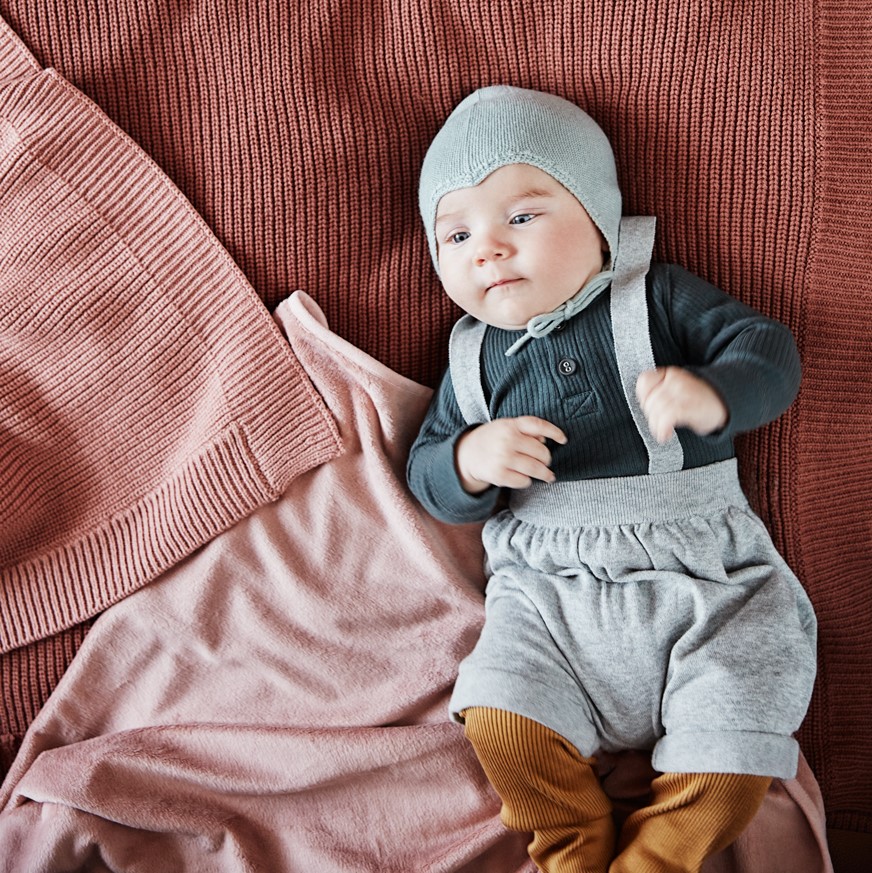 burned-clay-wool-knitted-blanket-elodie-details_4