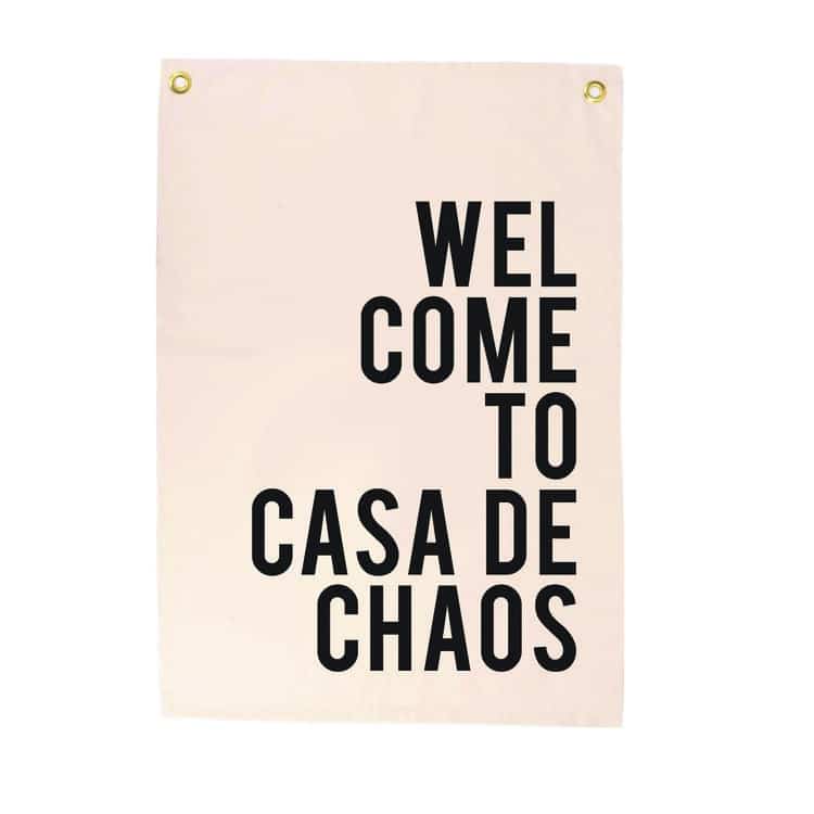 Wandflagge "Welcome to Casa del Chaos"