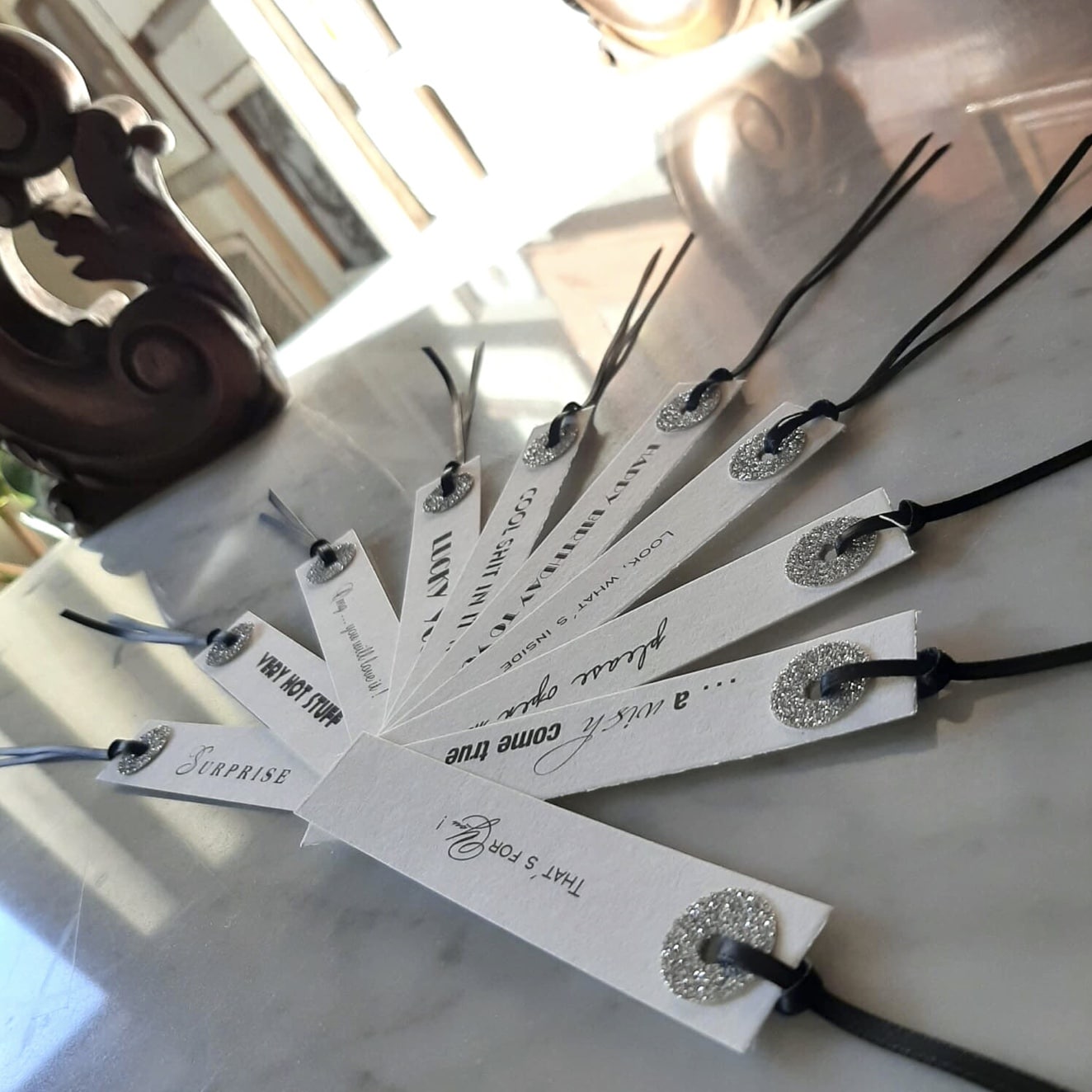 Gift Tags 10-er Set, Schwarz/Glitzer