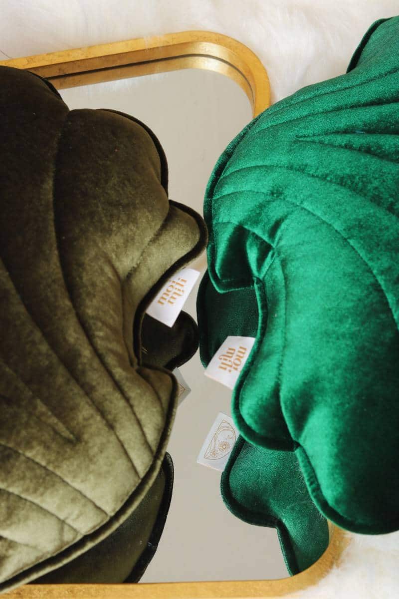 emerald-pearl-shell-cushion-moimili-roomdecor (2)_ed