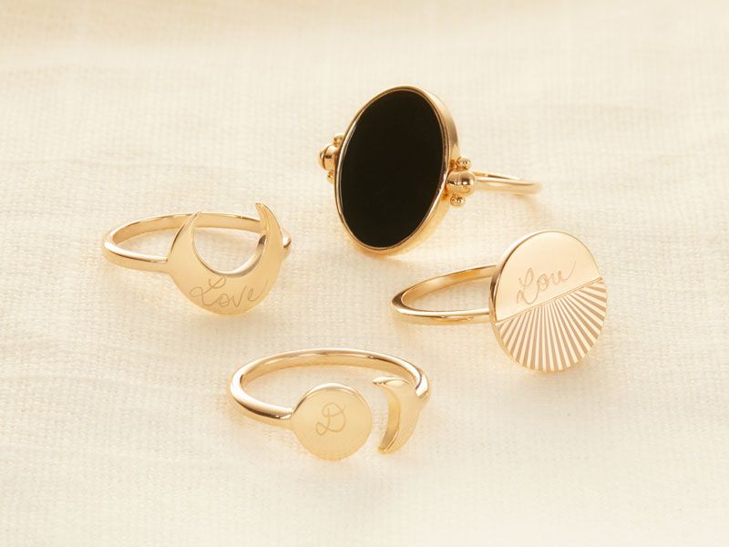Personalisierter Emaille Flip Ring in 18kt Vergoldung