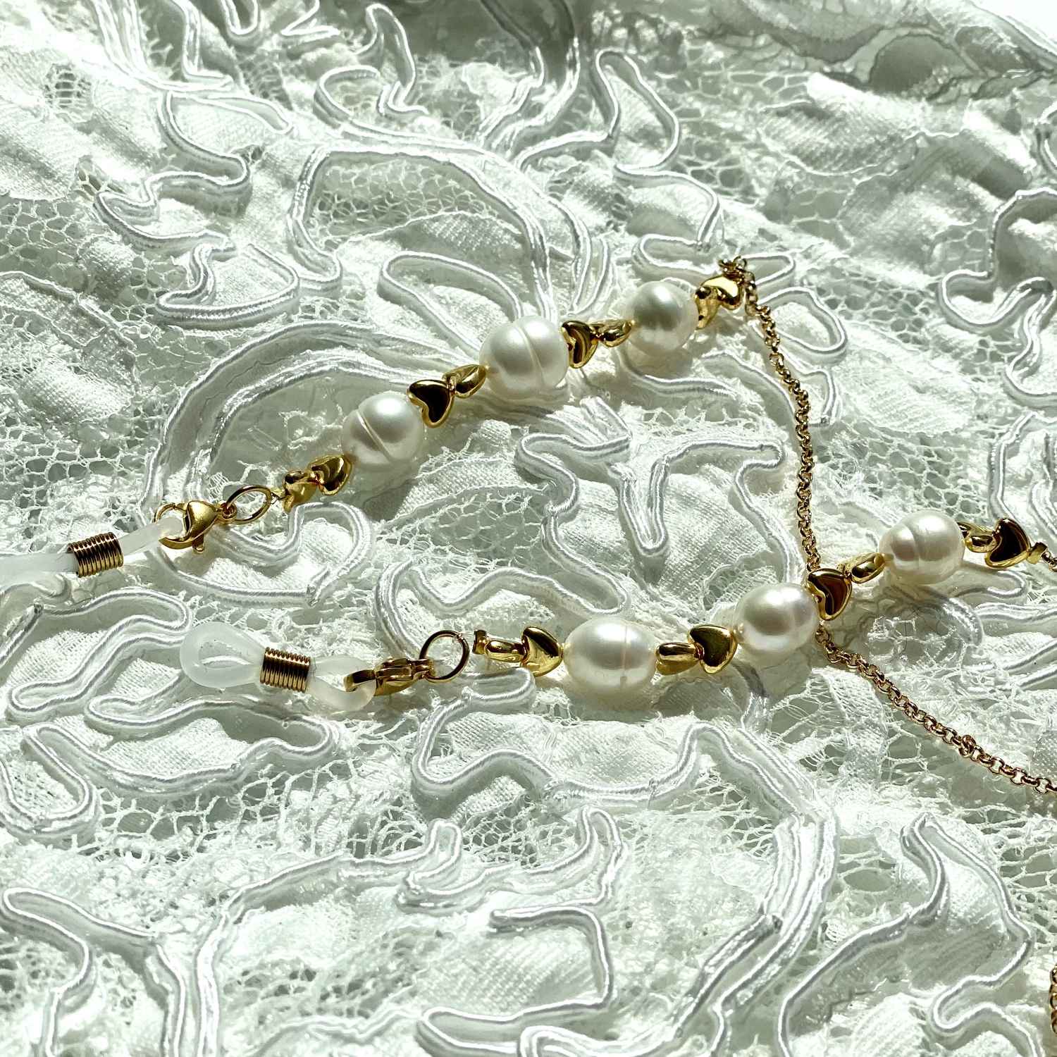 Brillenkette Süßwasserperlen, Weiß