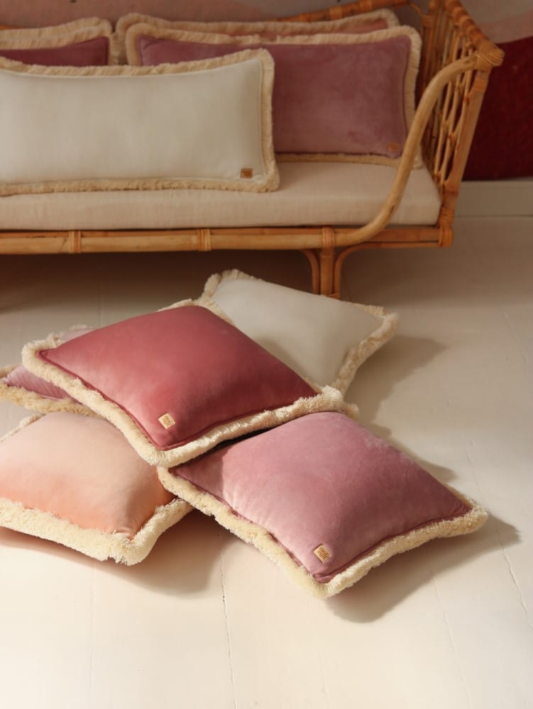 Samtkissen mit Fransen "Light Pink" 40 x 40cm