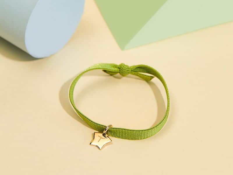 Personalisiertes elastisches Armband in 18kt Vergoldung