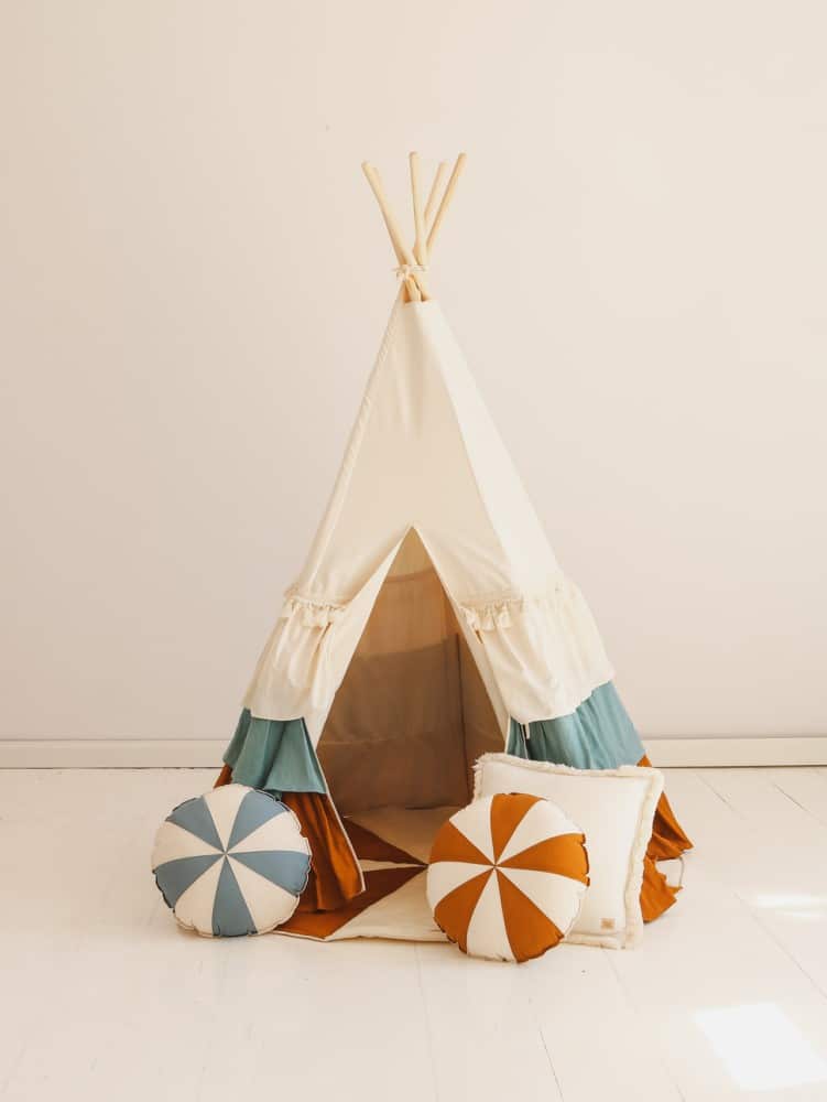 Tipi Zelt mit Rüschen “Circus”