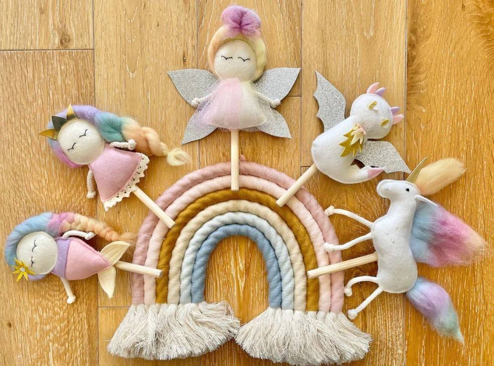 Regenbogen Einhorn, Puppe für Theater