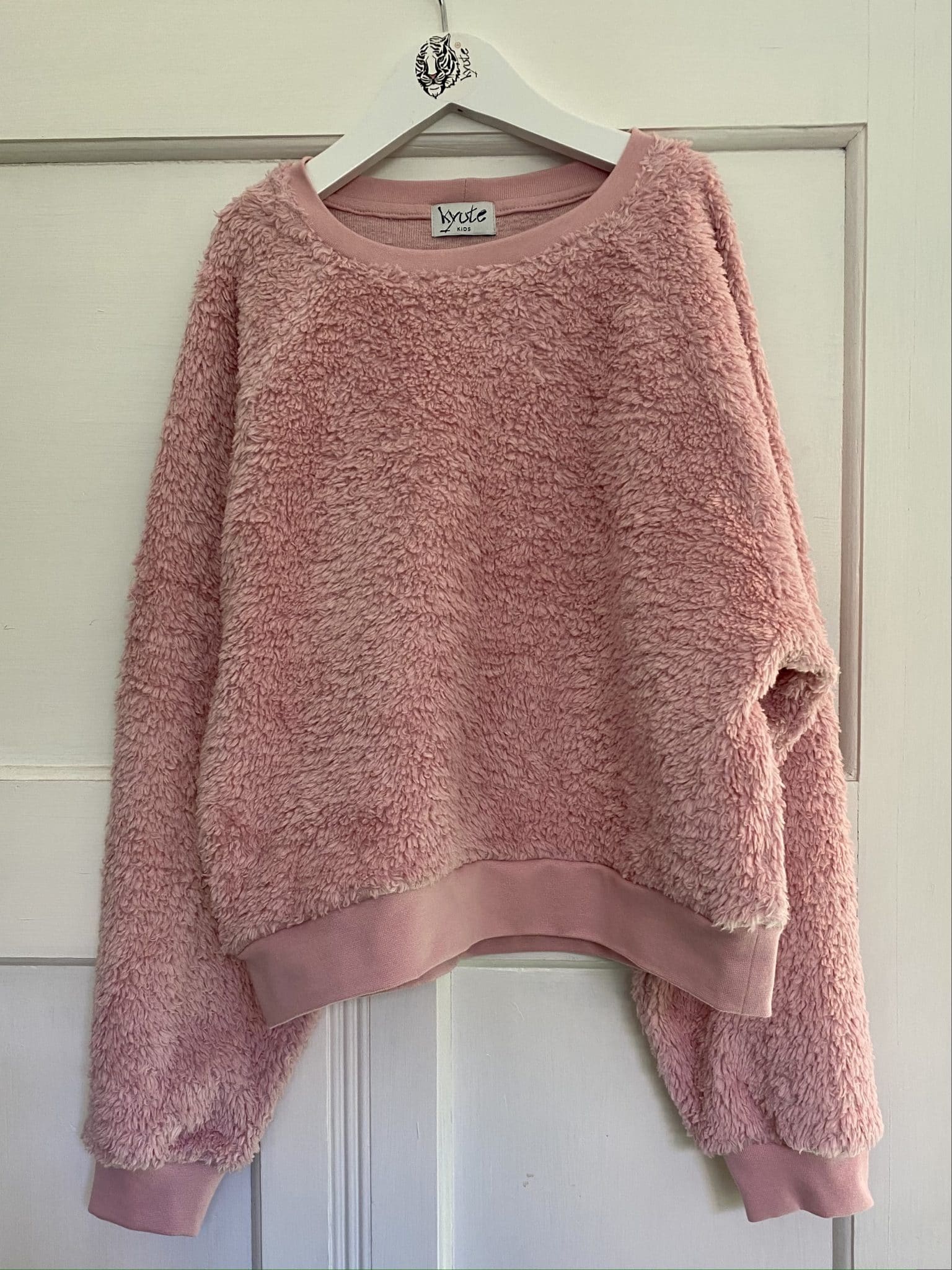 Sweater "NABIA ROSE" aus zertifiziertem Bio-Baumwoll-Plüsch