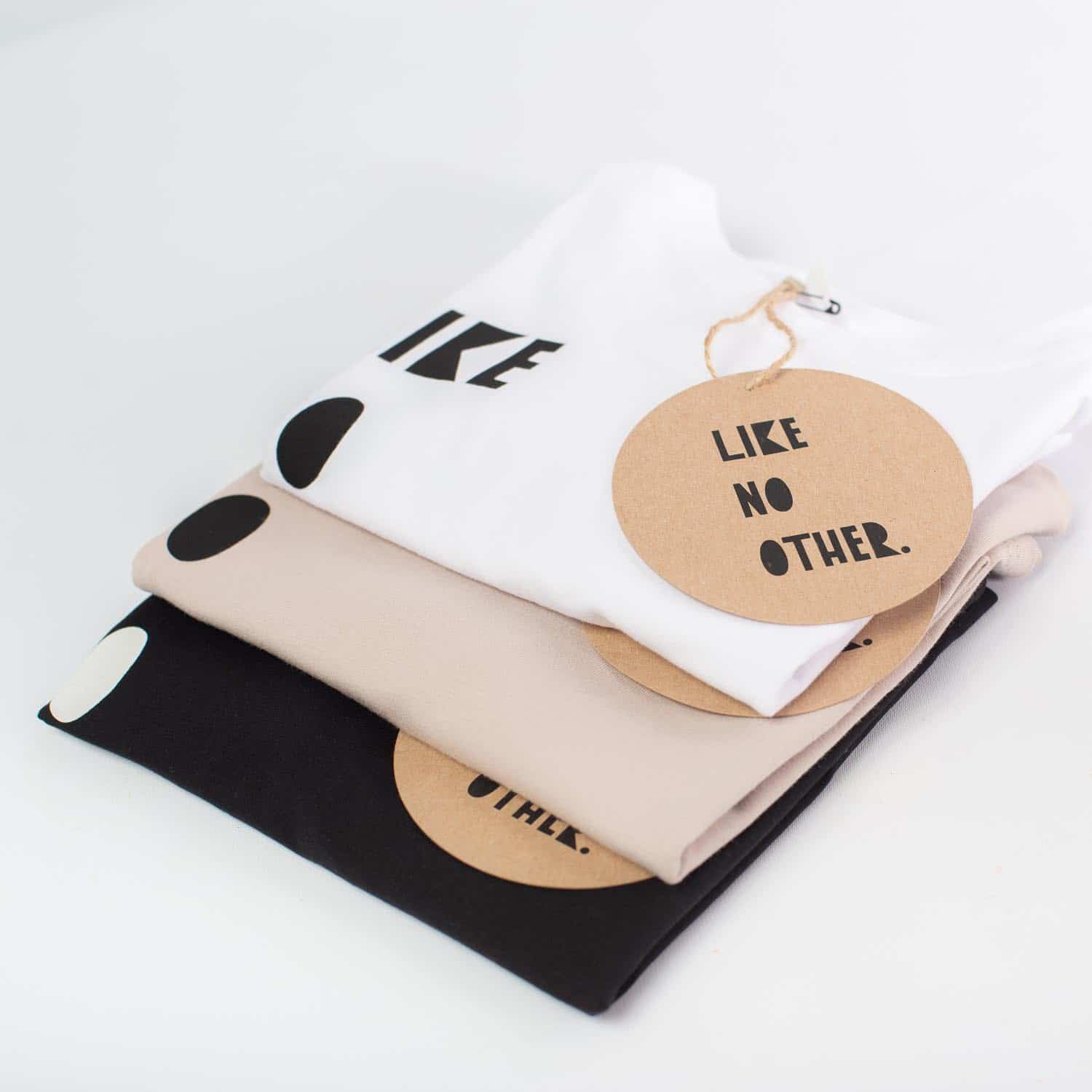 Message-Kids_Tshirt_Like-No-Other_1