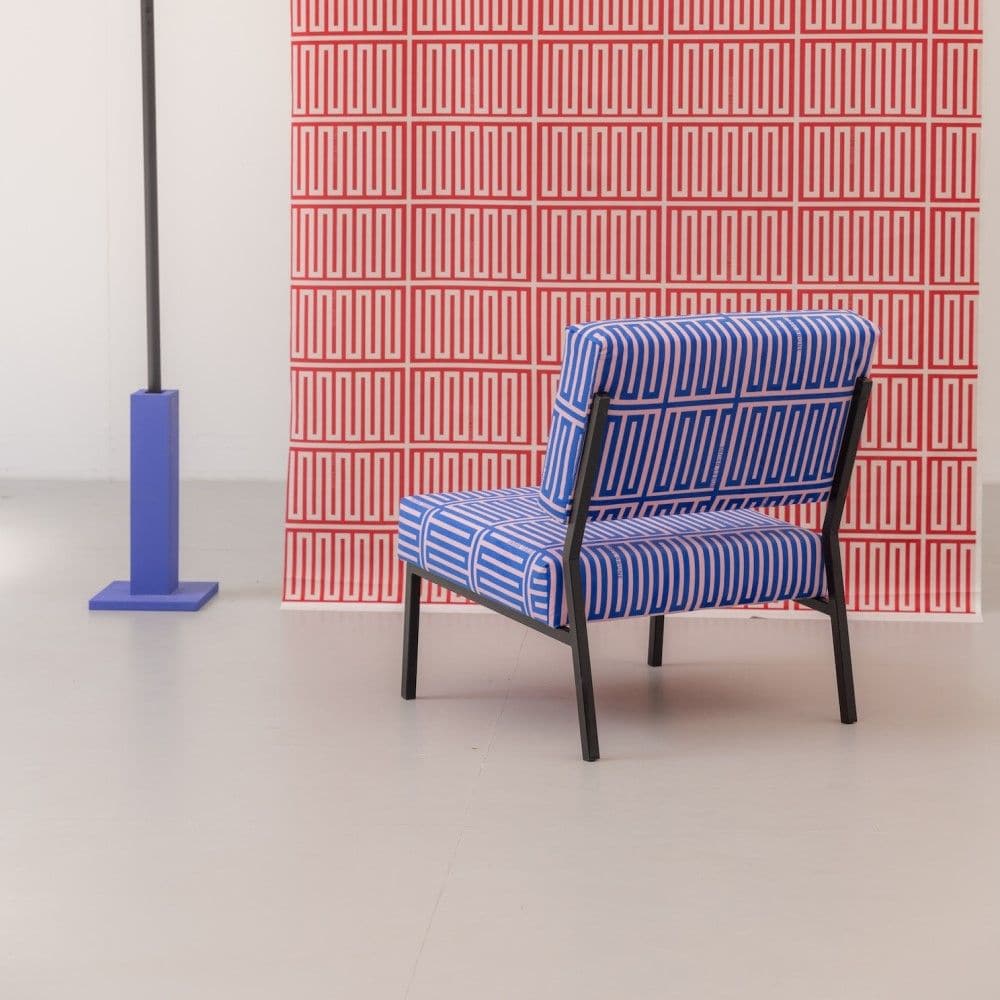 Design Sessel "Capsule Elios" Rosa & Blau