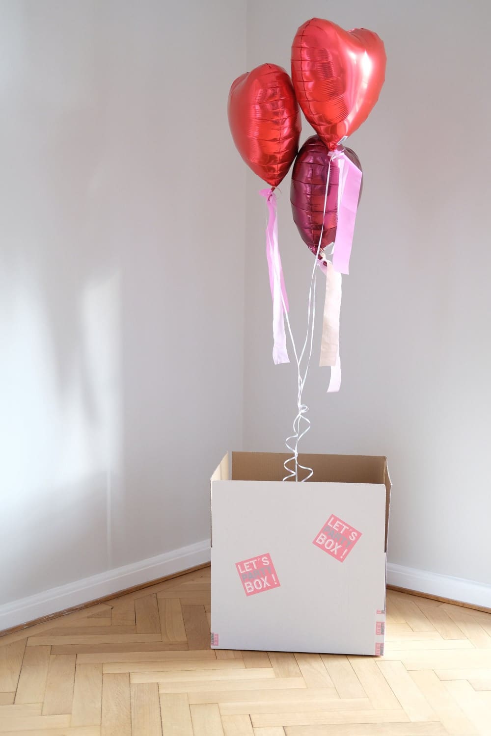 Herzen Rot 3er Ballonset mit Helium befüllt