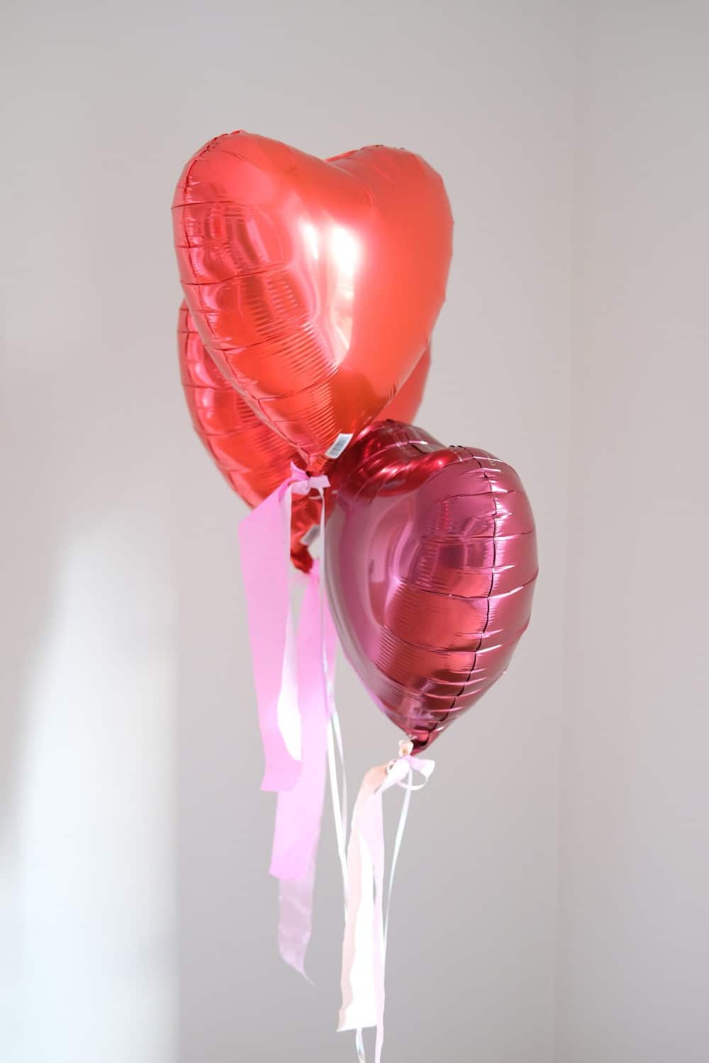 Herzen Rot 3er Ballonset mit Helium befüllt