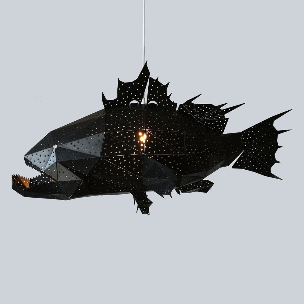 Lapu-Lapu Lampe, Schwarz