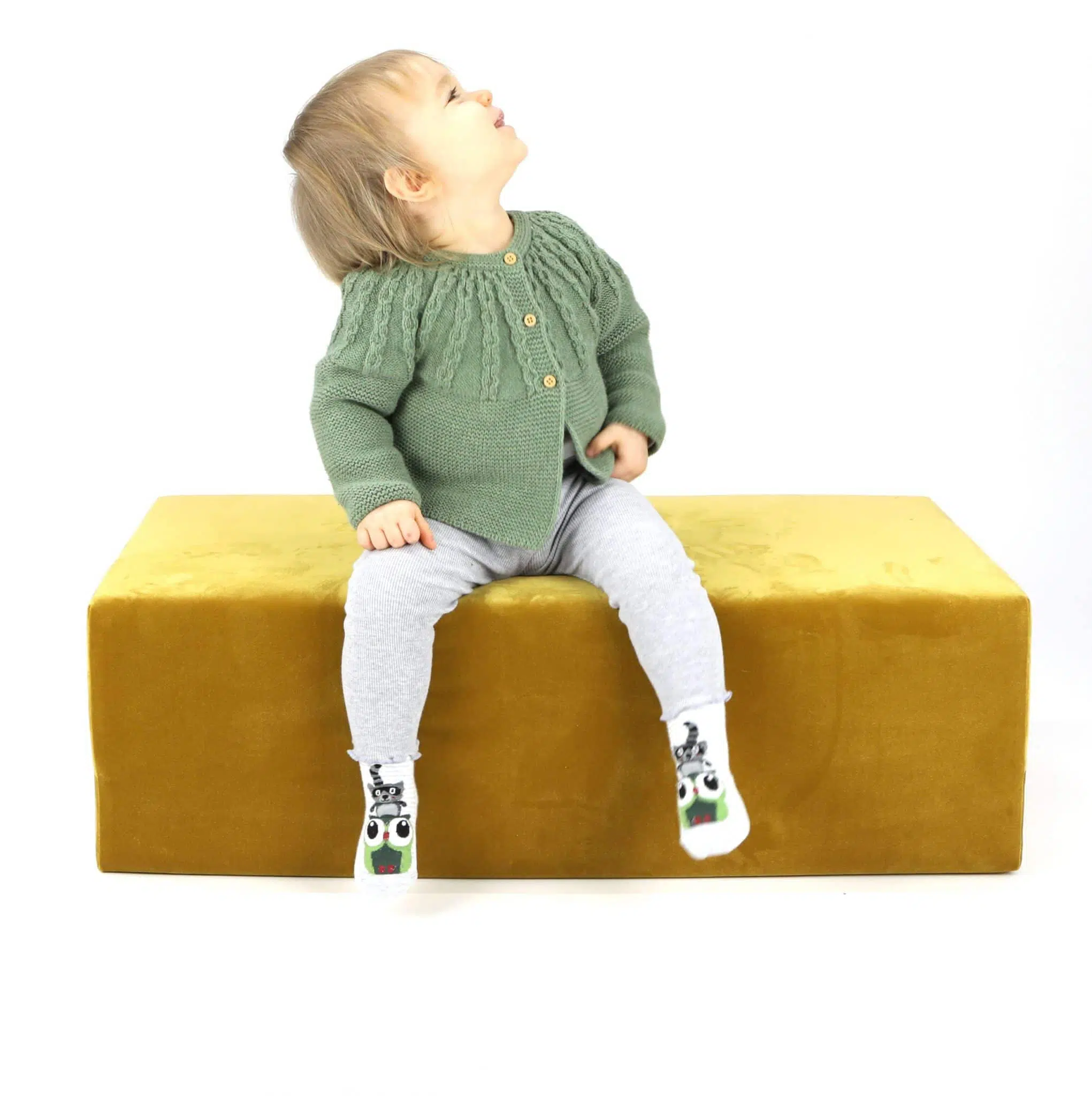 Coogeecouch_Sitzbank_Cuboid_amber-gold7