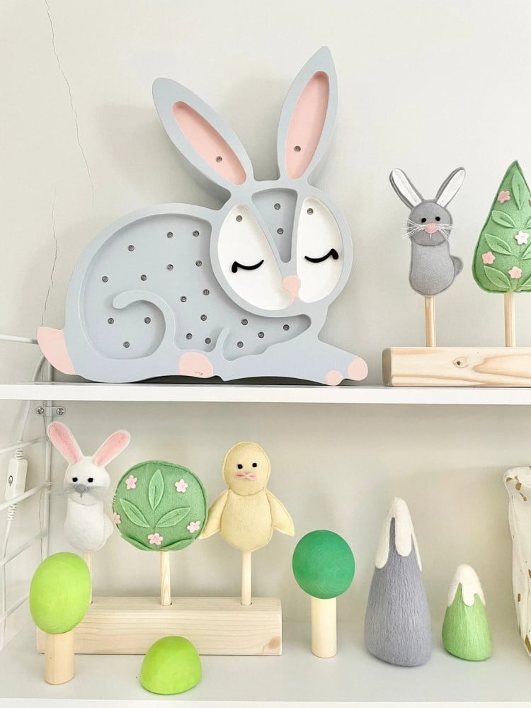 Hase Grau, Puppe für Theater