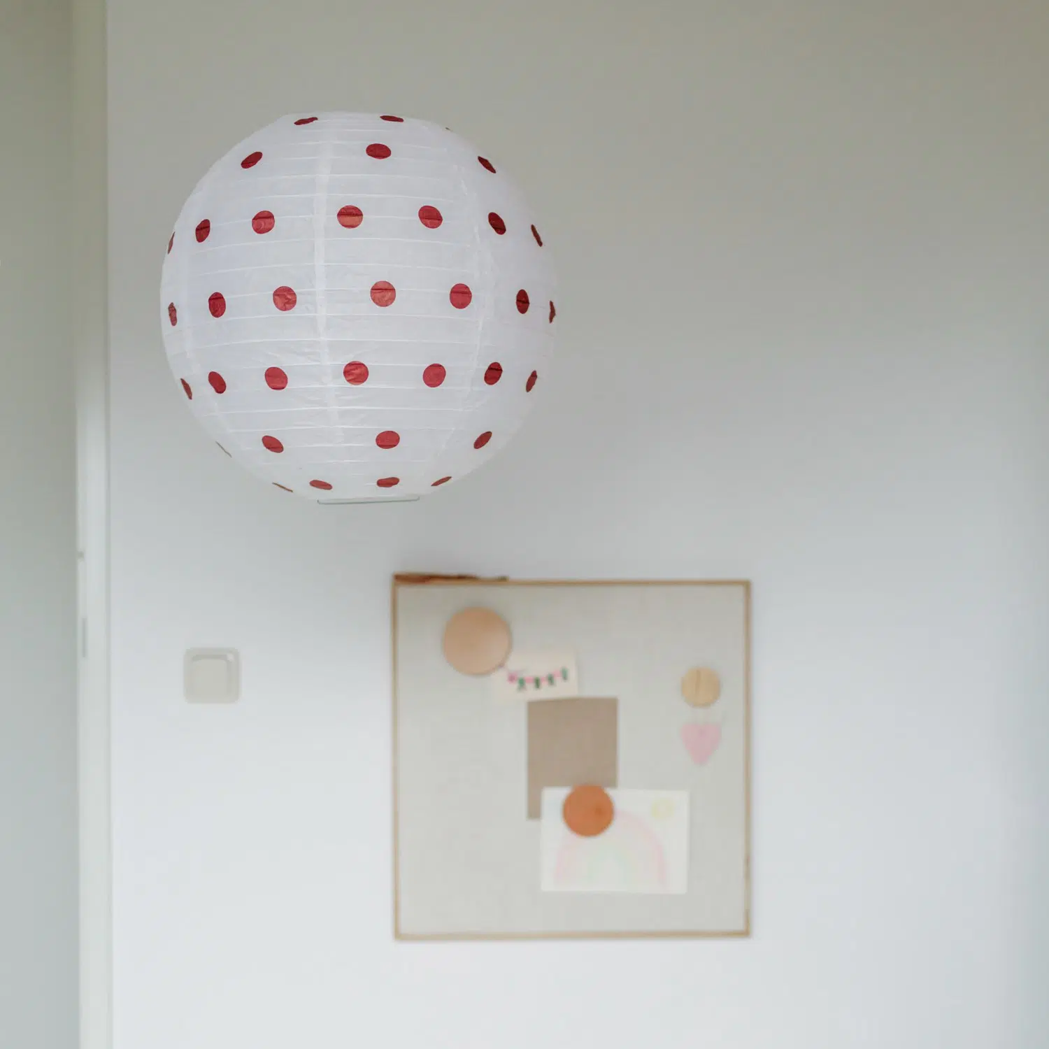 Nofred_Papierlampenschirm_Dot_Rot3