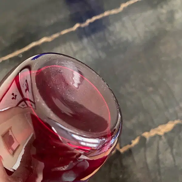 Vier Apotheker Gläser