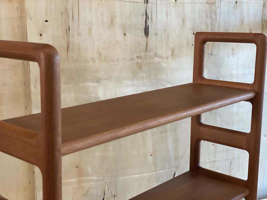 Regal aus Teak, Massiv