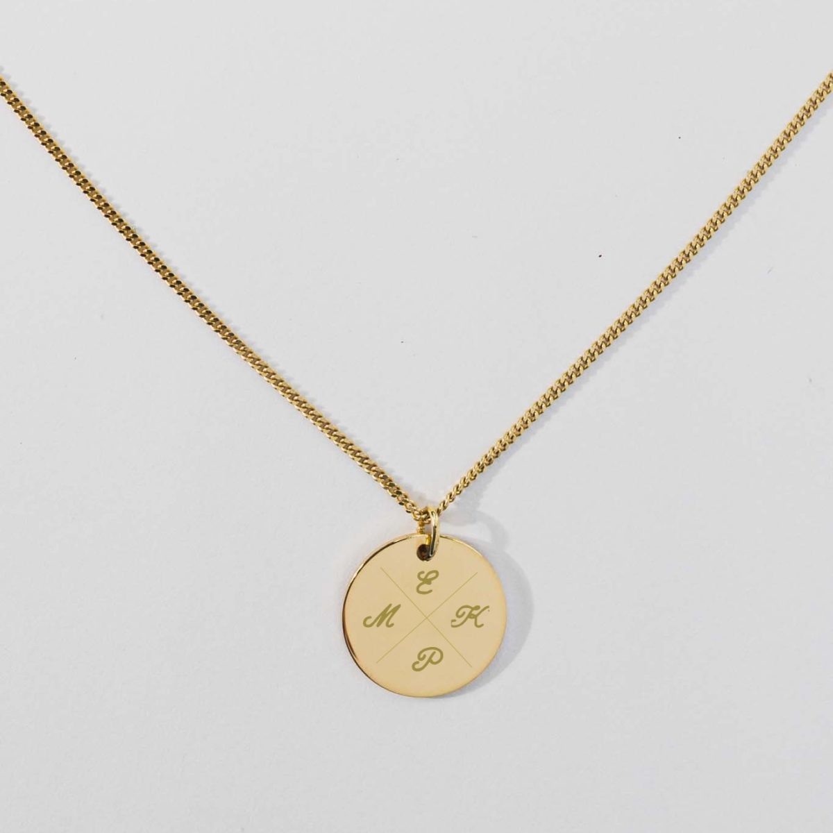 Kette "Grace" mit großem Plättchen, 4 Initialen