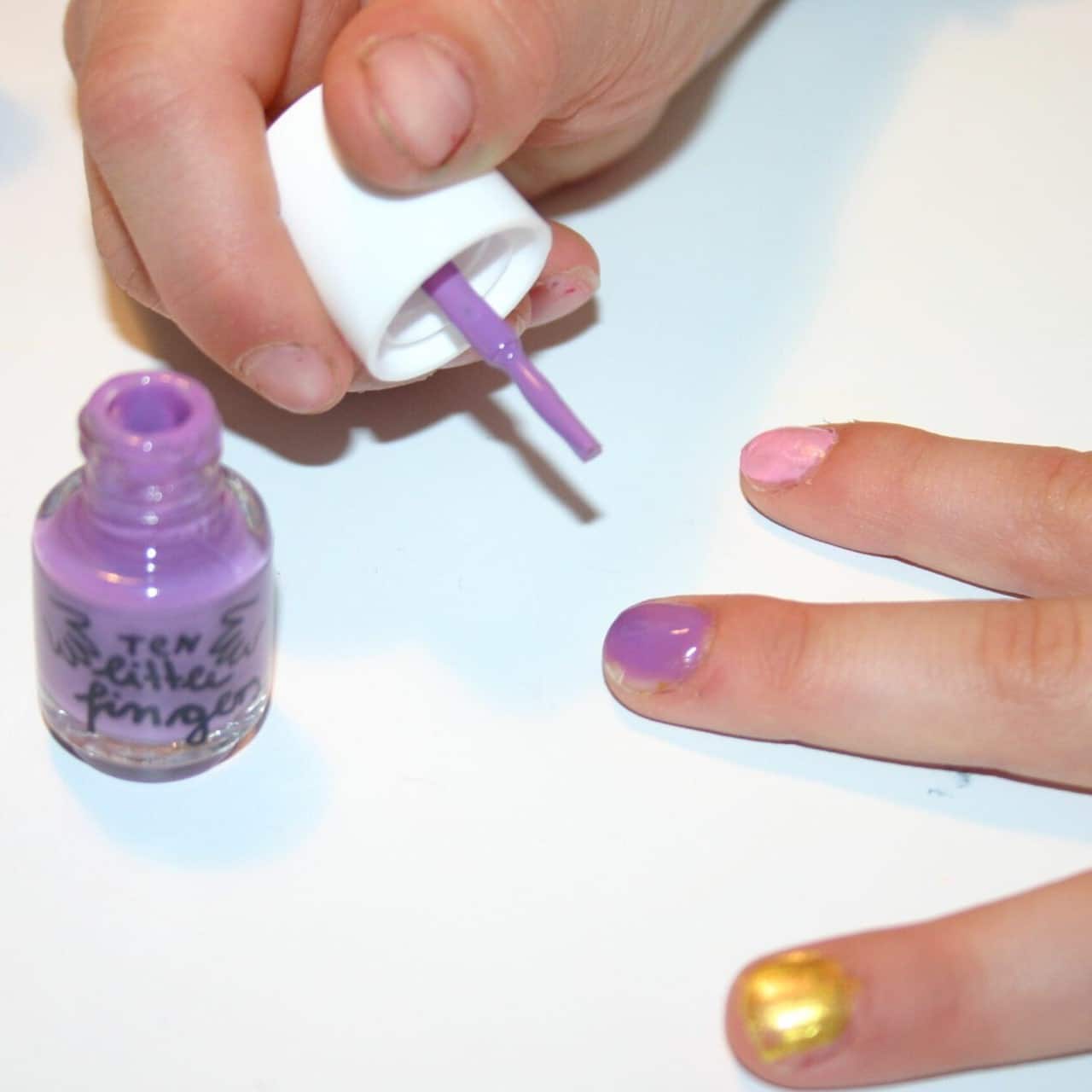 Kindernagellack, Feenlila