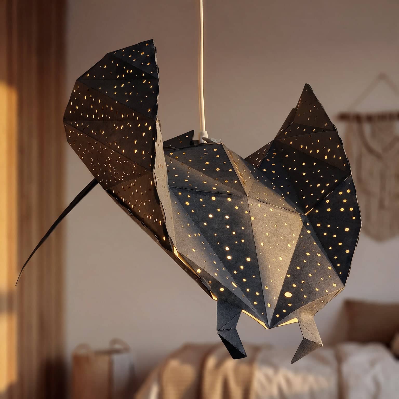 Ray – Rochen-Pendelleuchte in Schwarz