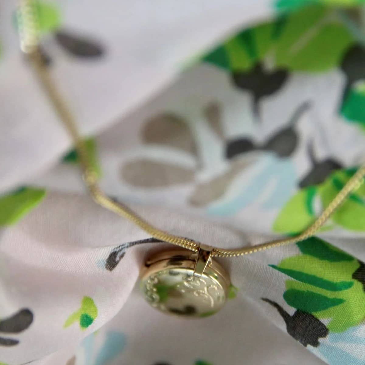 Charlotte_Sophie_Photograph_Kette_Medaillon3