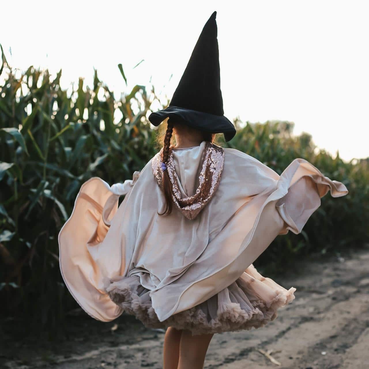 moimili_black_hat_witch5