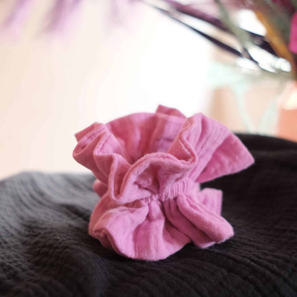 Kyute-scrunchie-pink