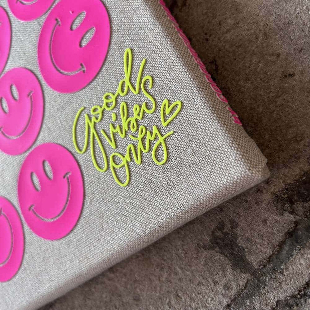 Art *Good Vibes Only*, Neonpink
